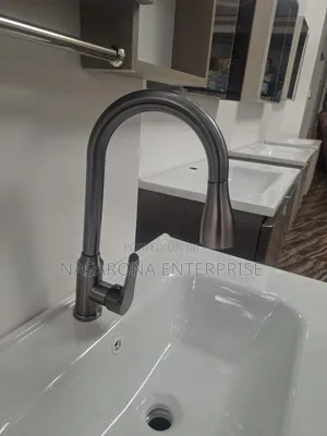 Arc Pull Out Kitchen Faucet / Tap