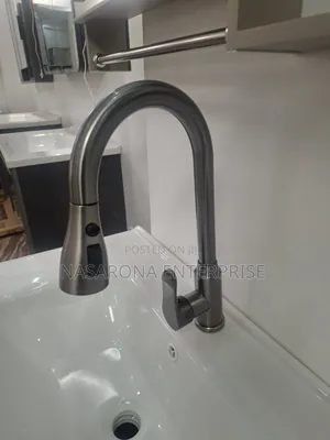 Arc Pull Out Kitchen Faucet / Tap