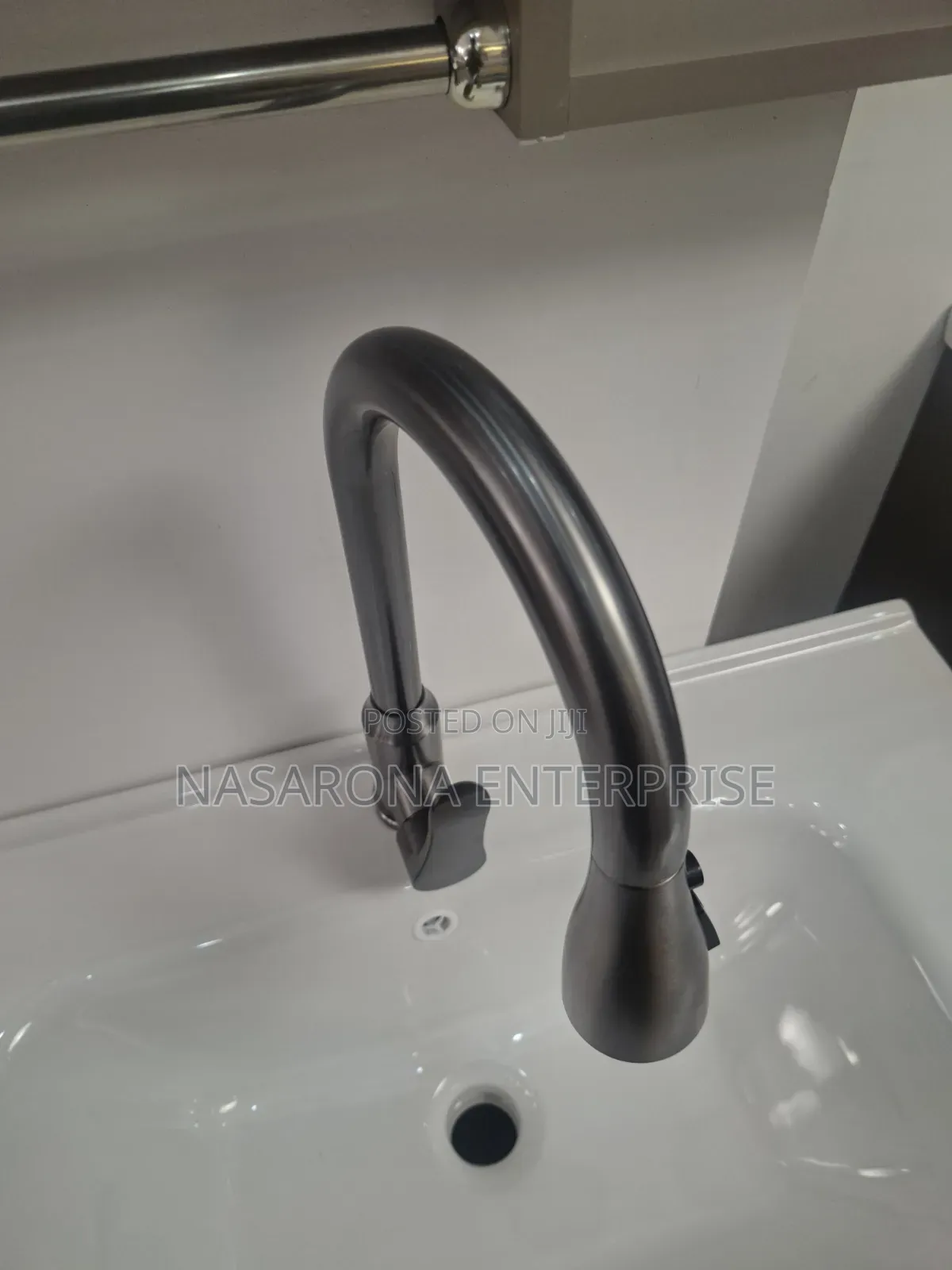 Arc Pull Out Kitchen Faucet / Tap