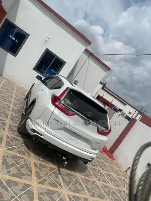 Honda CR-V Touring AWD 2019 White