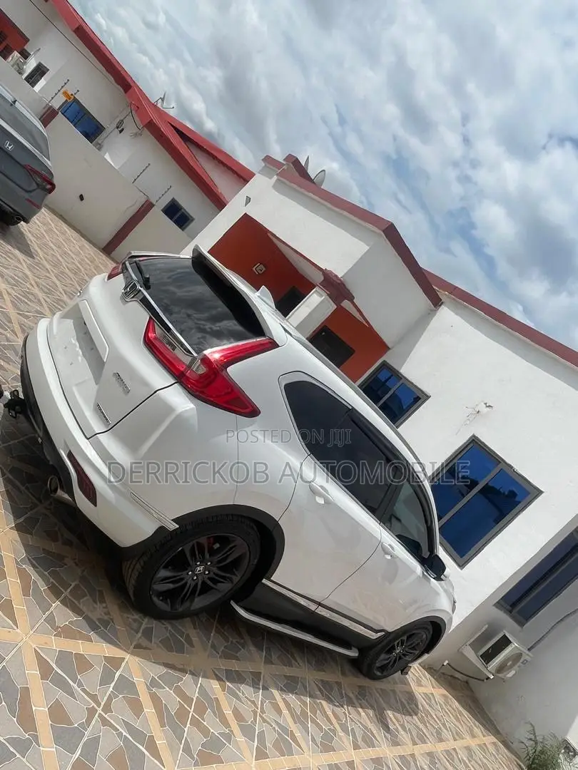 Honda CR-V Touring AWD 2019 White