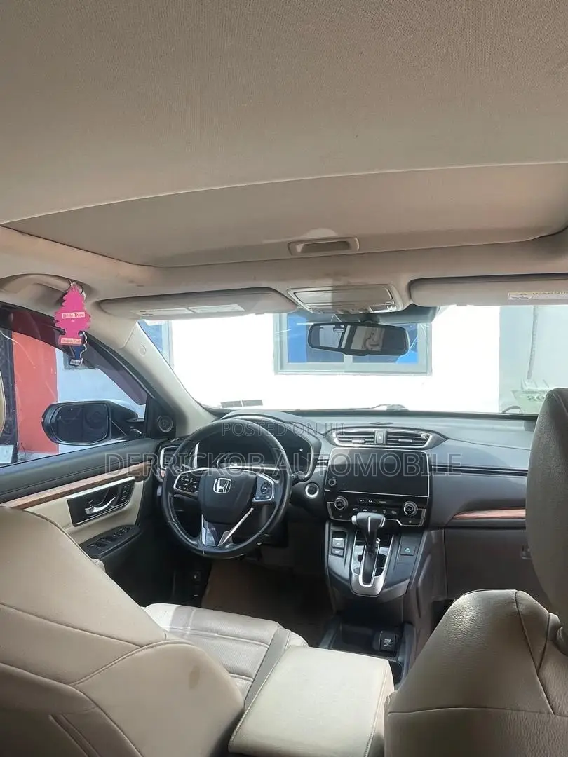 Honda CR-V Touring AWD 2019 White