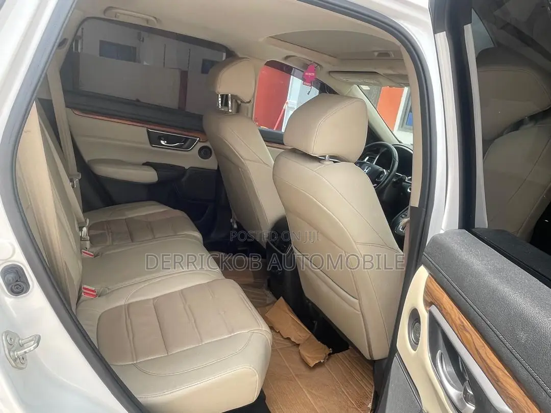 Honda CR-V Touring AWD 2019 White