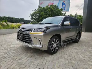Lexus LX 570 AWD 2021 Gold
