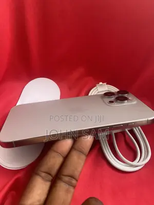 Apple iPhone 15 Pro Max 512 GB Silver