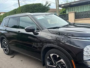 Mitsubishi Outlander Sport SE 2023 Black