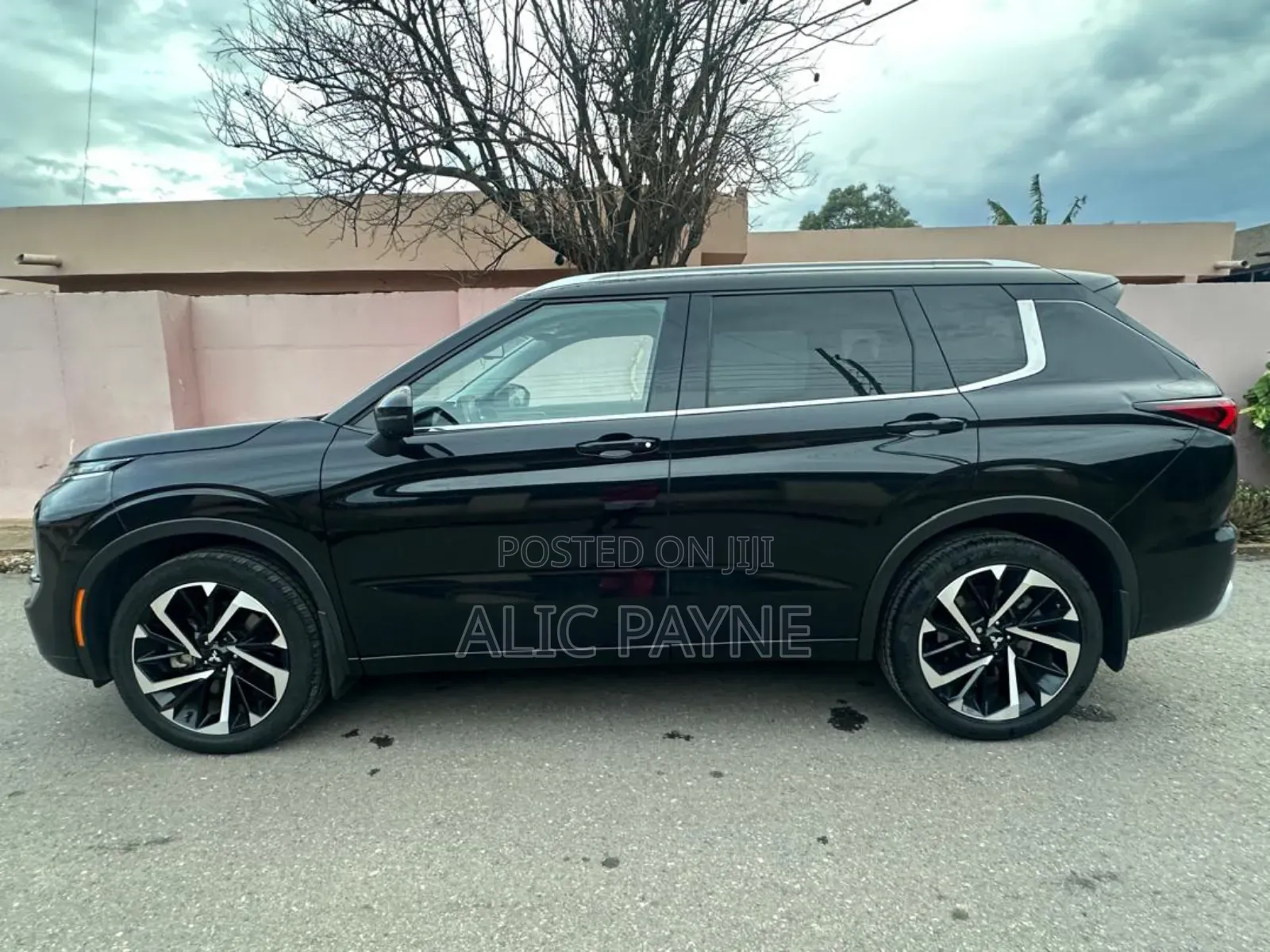 Mitsubishi Outlander Sport SE 2023 Black