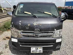 Toyota HiAce 2010 Black