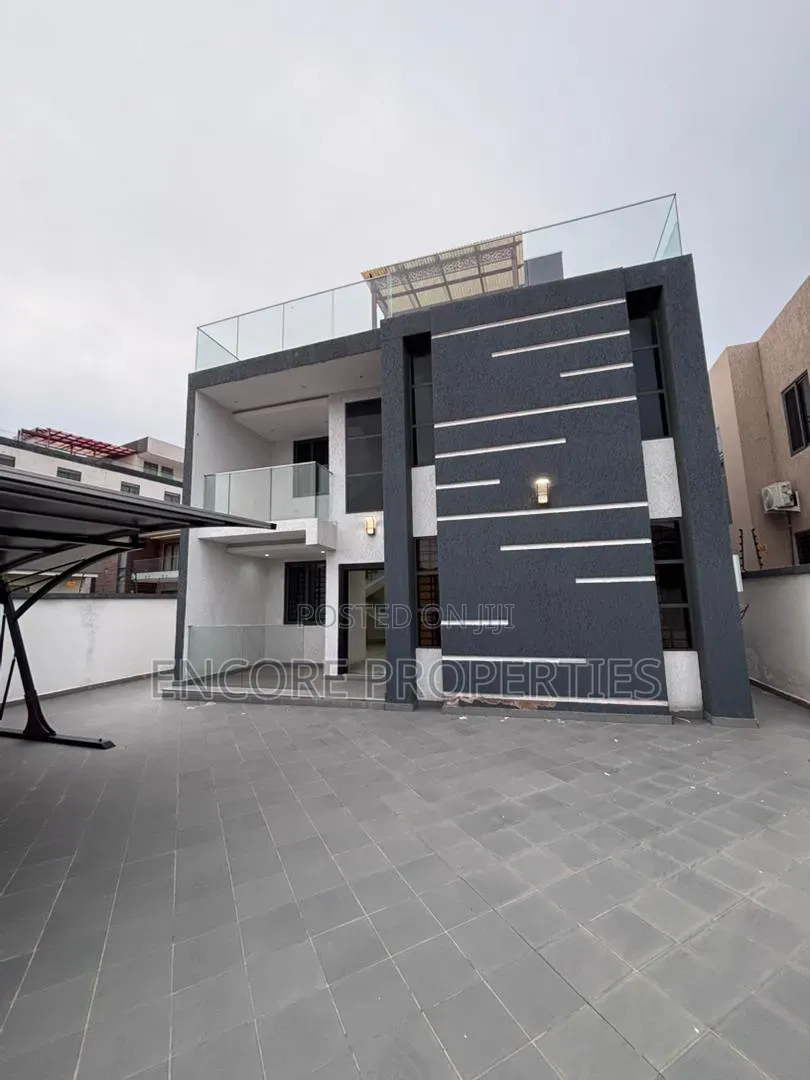 5bdrm House in East Legon for rent