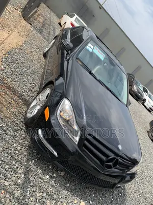 Mercedes-Benz C300 Luxury 4Matic Sedan AWD (3.5L 6cyl 7A) 2013 Black