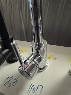 Silver Pull Down Kitchen Faucet Tap