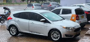 Ford Focus S Sedan FWD (2.0L 4cyl 5M) 2016 Silver