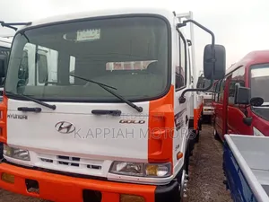 Hyundai 5ton (8holes ,Manual)