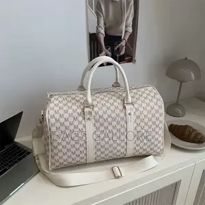 Few Days Duffle Bag Small Size