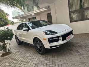 Porsche Cayenne S AWD 2024 White