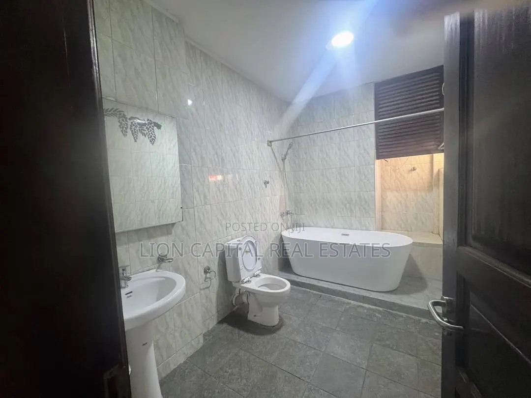 3bdrm Apartment in Roman Ridge for rent