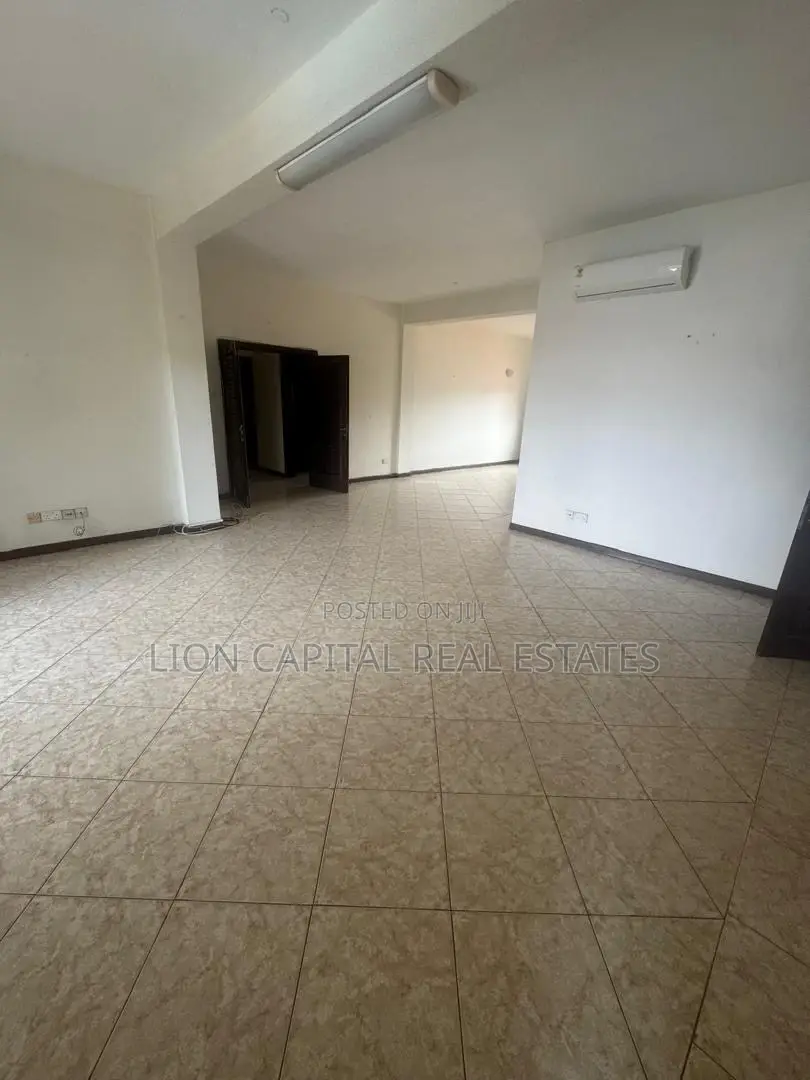3bdrm Apartment in Roman Ridge for rent