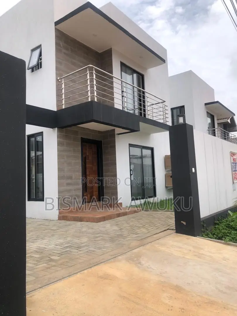 4bdrm House in East Legon for rent