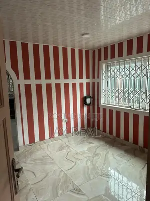 5bdrm Apartment in Jay Real Estate, Kasoa for rent