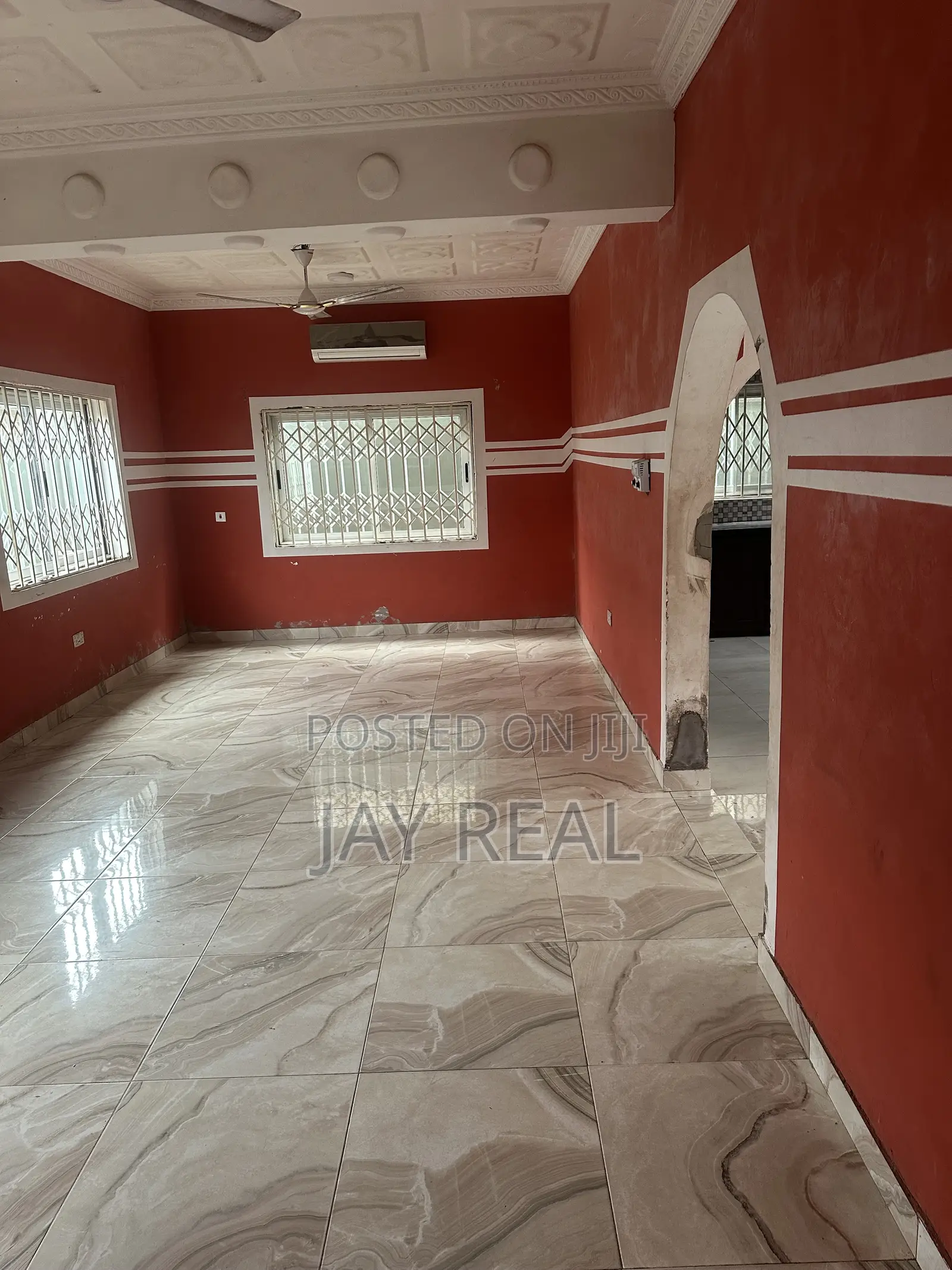 5bdrm Apartment in Jay Real Estate, Kasoa for rent