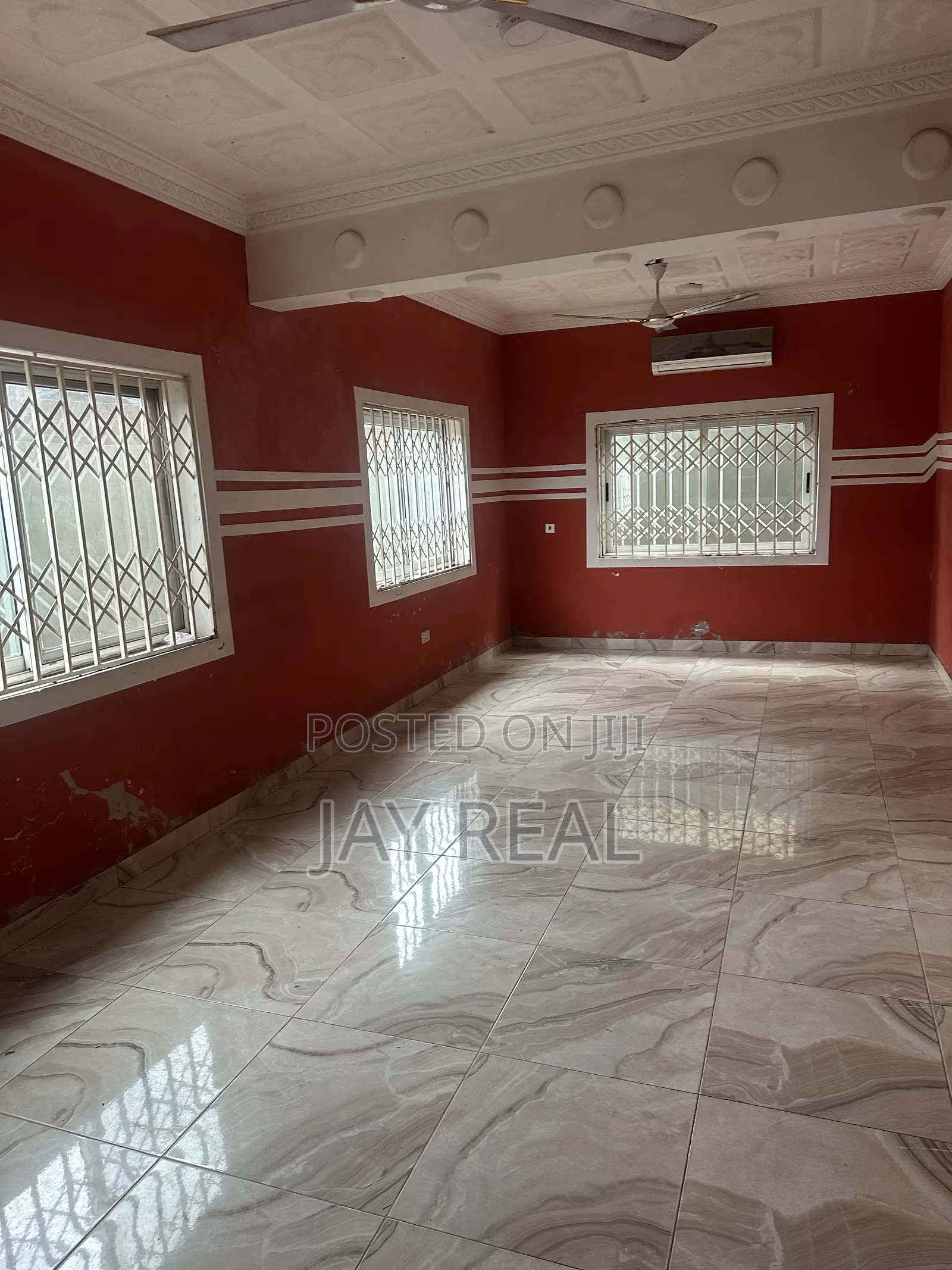 5bdrm Apartment in Jay Real Estate, Kasoa for rent