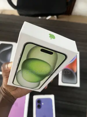 New Apple iPhone 15 128 GB Green