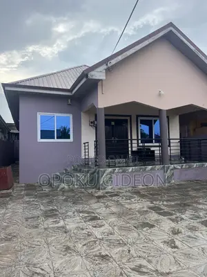 3bdrm House in Odumase, Olebu for rent