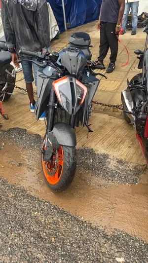 KTM Duke 125 2023 Black