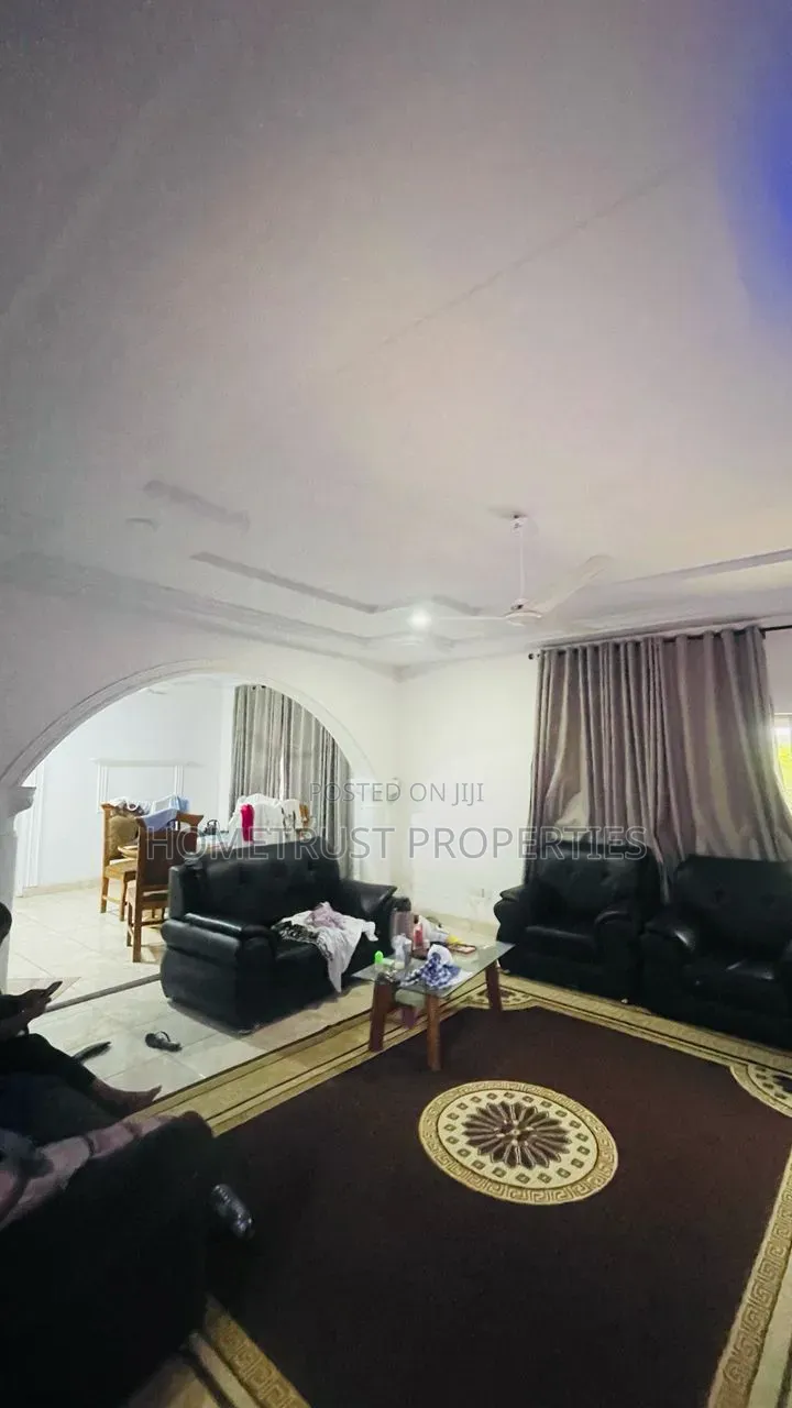 4bdrm House in Amasaman Opah for sale