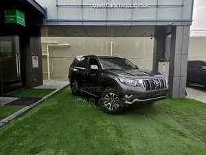Toyota Land Cruiser Prado 4.0 2022 Gray