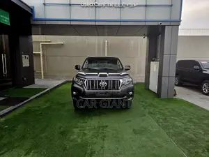 Toyota Land Cruiser Prado 4.0 2022 Gray