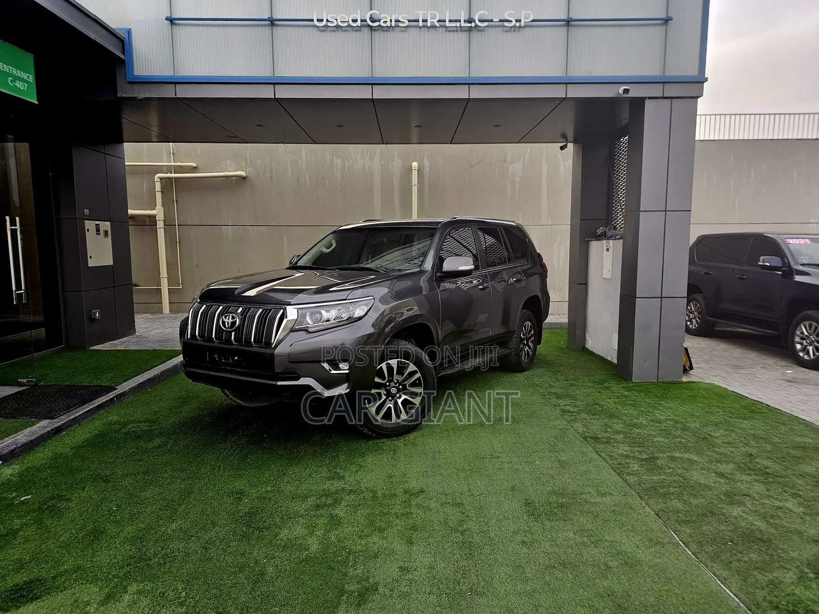 Toyota Land Cruiser Prado 4.0 2022 Gray