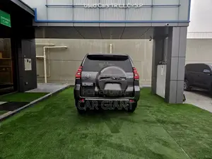 Toyota Land Cruiser Prado 4.0 2022 Gray
