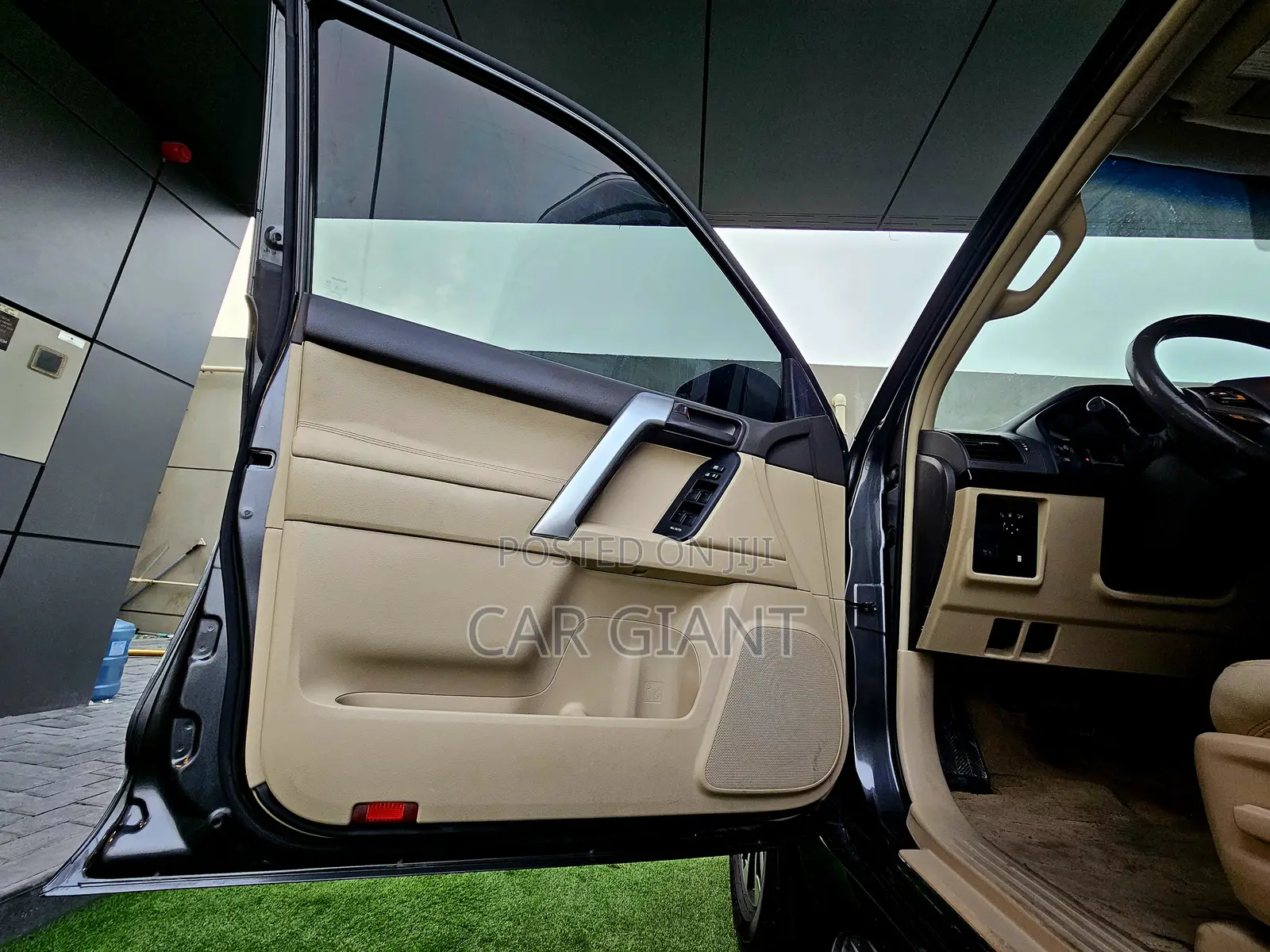 Toyota Land Cruiser Prado 4.0 2022 Gray