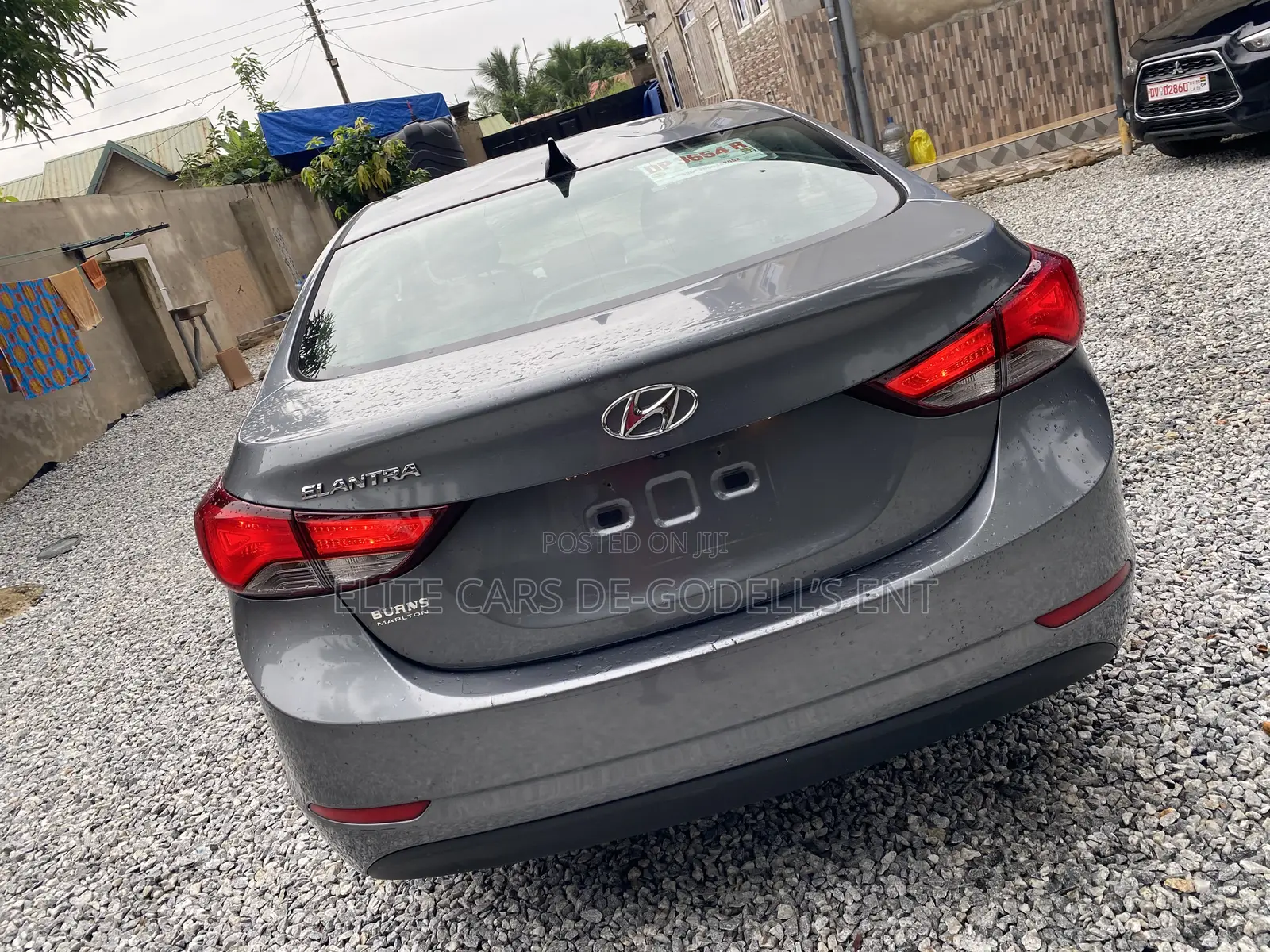 Hyundai Elantra Limited Sedan FWD (1.8L 4cyl 6A) 2016 Gray