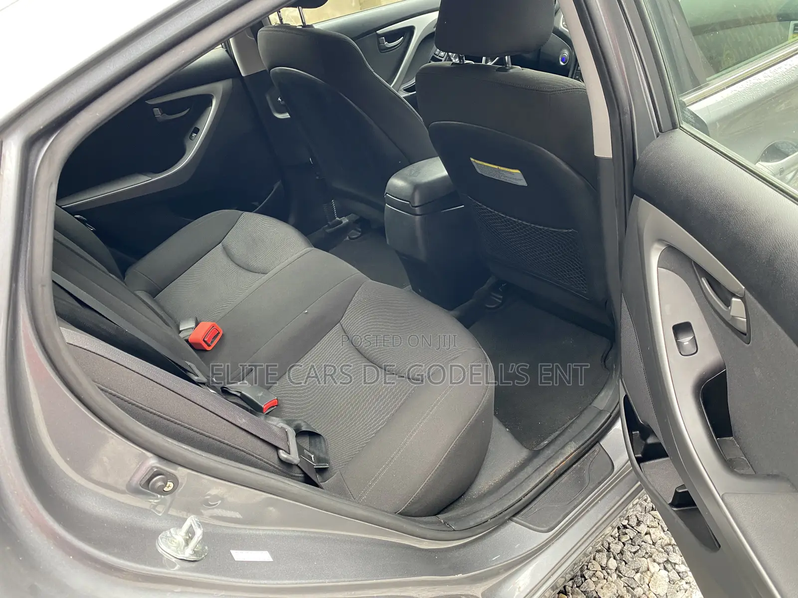 Hyundai Elantra Limited Sedan FWD (1.8L 4cyl 6A) 2016 Gray