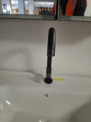 No. 2 Black Arc Faucet/Tap CFS