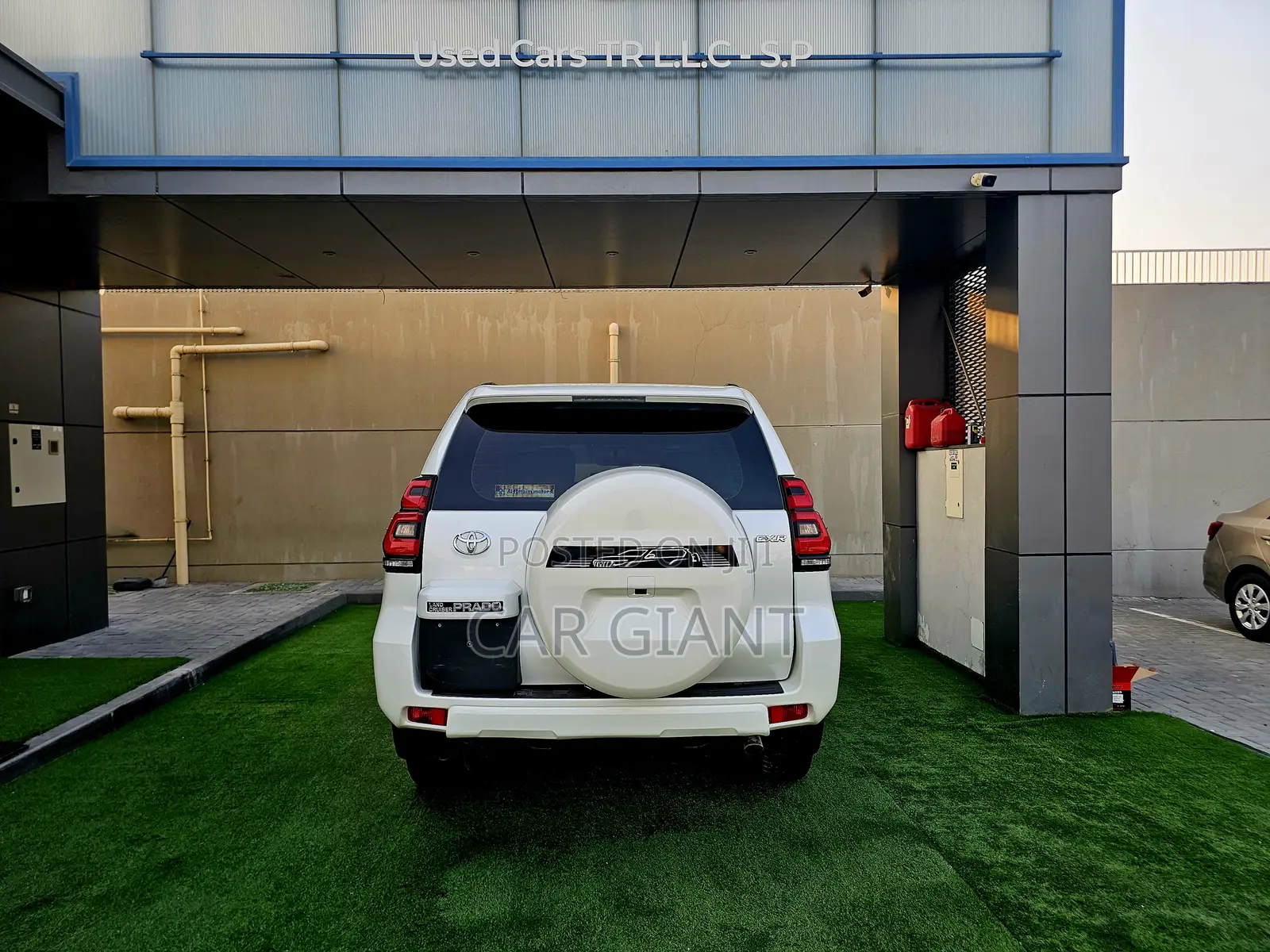 Toyota Land Cruiser Prado 4.0 Petrol GX-R 2022 White