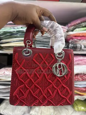 Quality Dior Designed Bag for Ladies