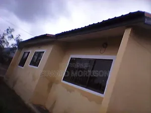 3bdrm Bungalow in Community 25, Accra Metropolitan for sale