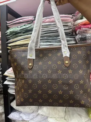 Quality Tote Bags Available in Different Colours