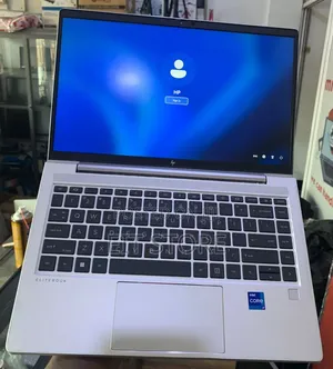 Laptop HP EliteBook 640 G10 16GB Intel Core i7 SSD 256GB