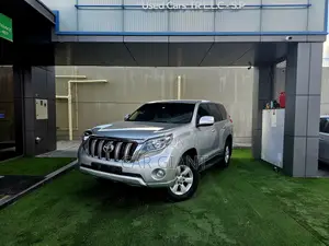 Toyota Land Cruiser Prado 4.0 Petrol GX-R 2015 Silver