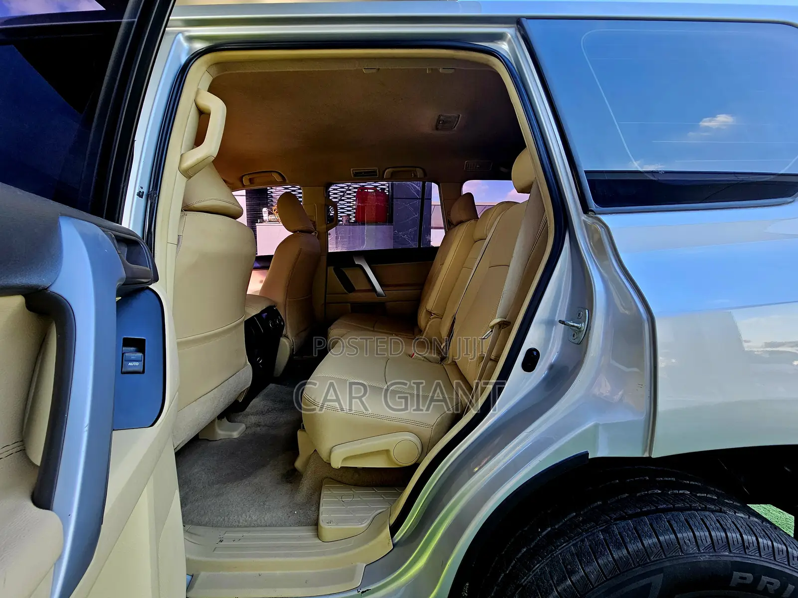 Toyota Land Cruiser Prado 4.0 Petrol GX-R 2015 Silver