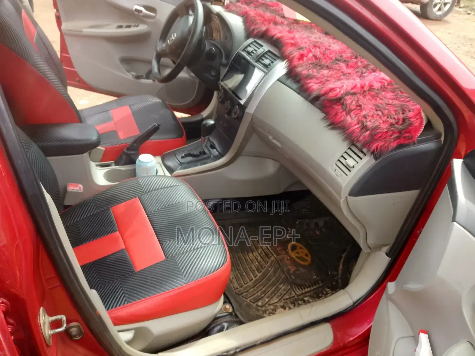 Toyota Corolla LE Special Edition 4dr Sedan (1.8L 4cyl 4A) 2013 Red