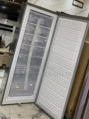 Brand New Pearl Puf-370-1a Energy-Efficient Upright Standing Freezer