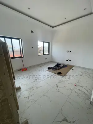 4bdrm House in Ashaley Botwe for sale