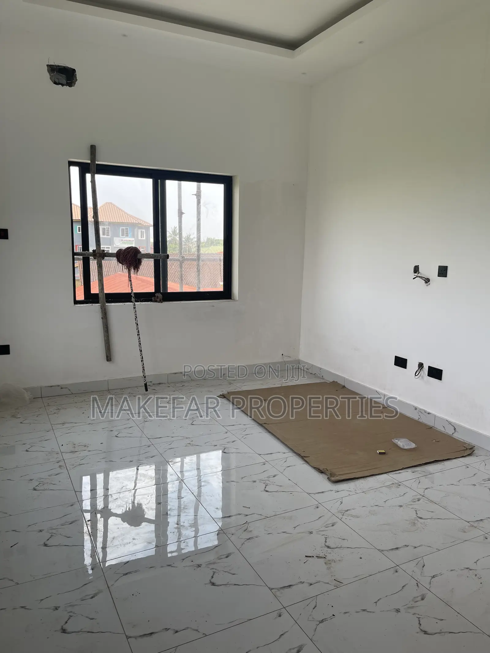 4bdrm House in Ashaley Botwe for sale