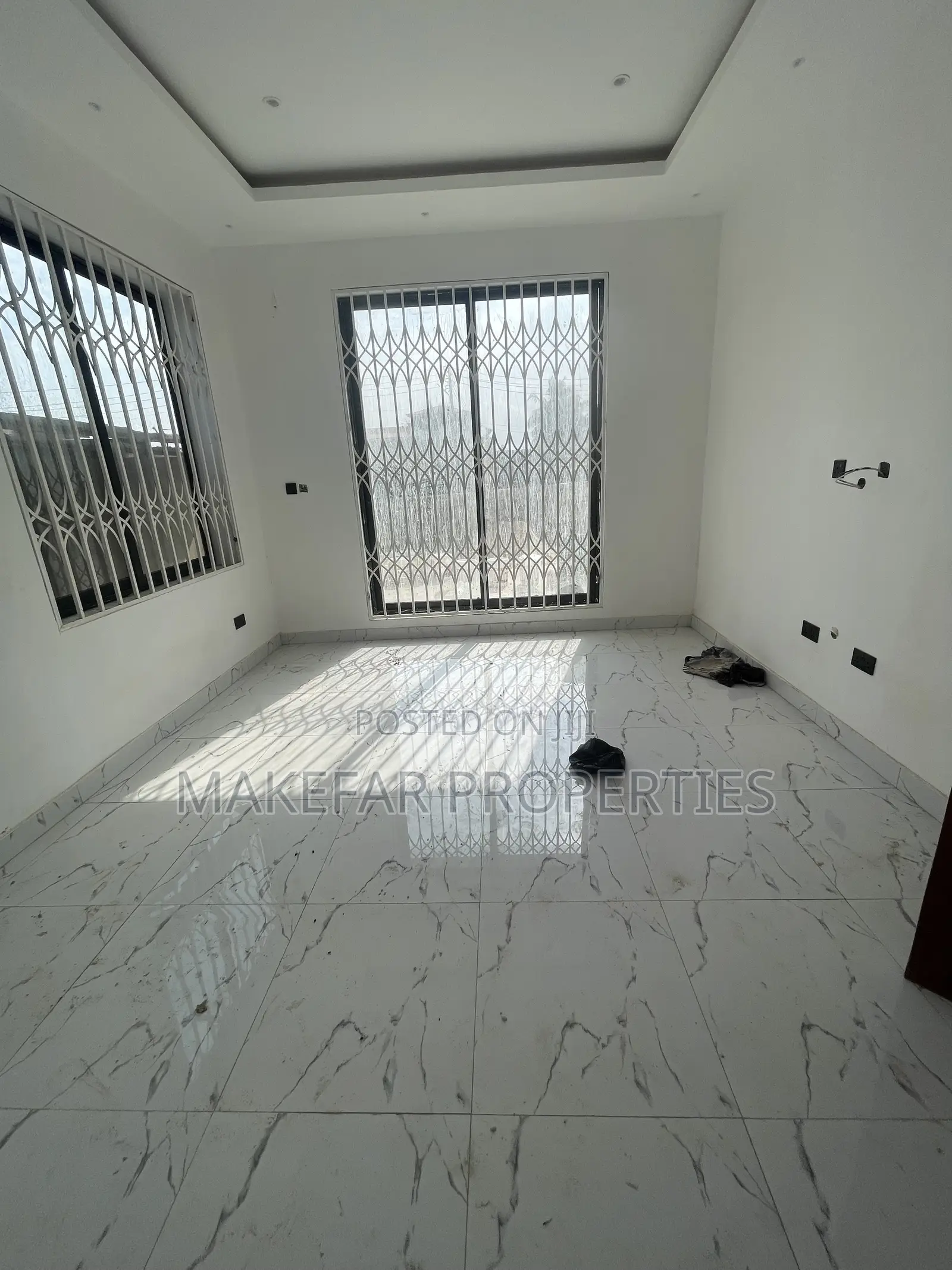 4bdrm House in Ashaley Botwe for sale