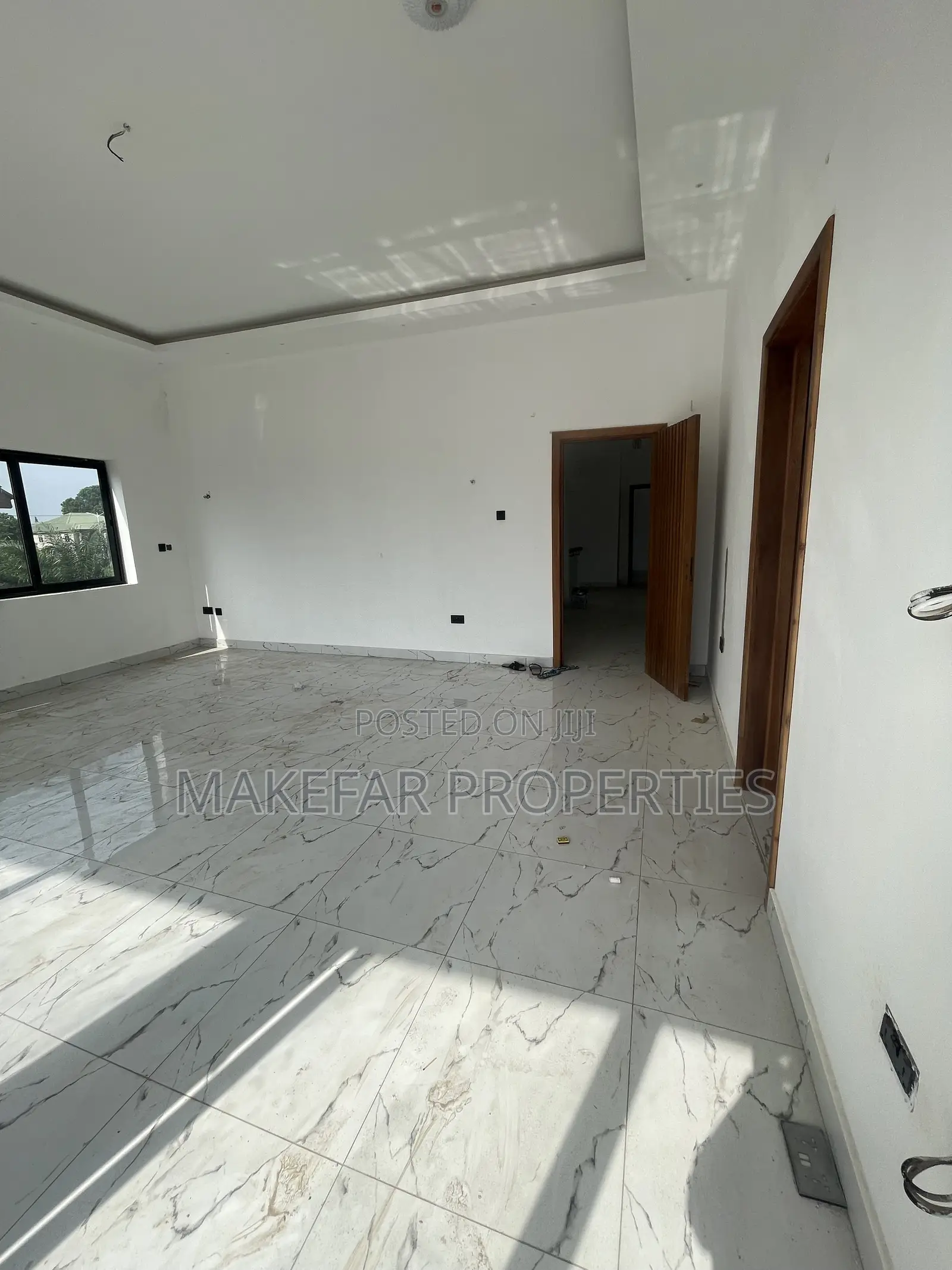 4bdrm House in Ashaley Botwe for sale